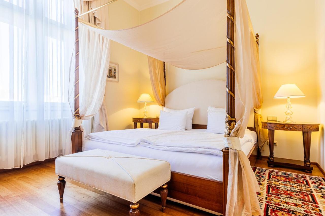 Grandhotel Zvon Τσέσκε Μπουντεγιόβιτσε Εξωτερικό φωτογραφία