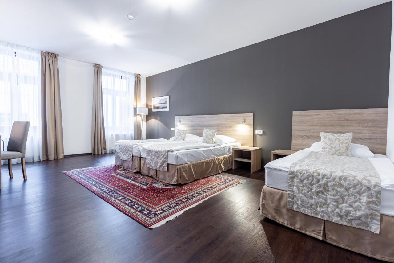 Grandhotel Zvon Τσέσκε Μπουντεγιόβιτσε Εξωτερικό φωτογραφία