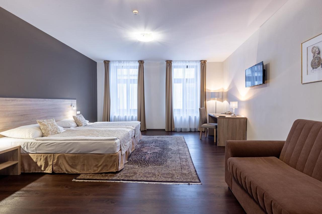Grandhotel Zvon Τσέσκε Μπουντεγιόβιτσε Εξωτερικό φωτογραφία