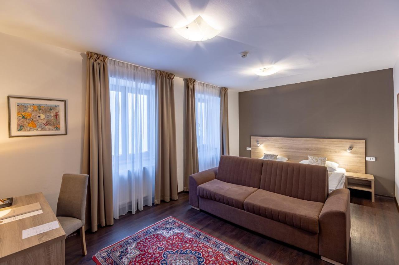 Grandhotel Zvon Τσέσκε Μπουντεγιόβιτσε Εξωτερικό φωτογραφία
