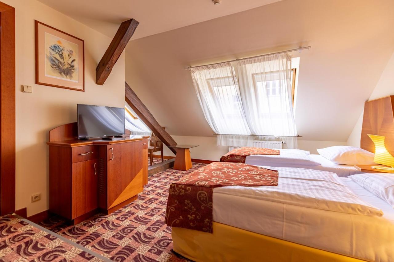 Grandhotel Zvon Τσέσκε Μπουντεγιόβιτσε Εξωτερικό φωτογραφία