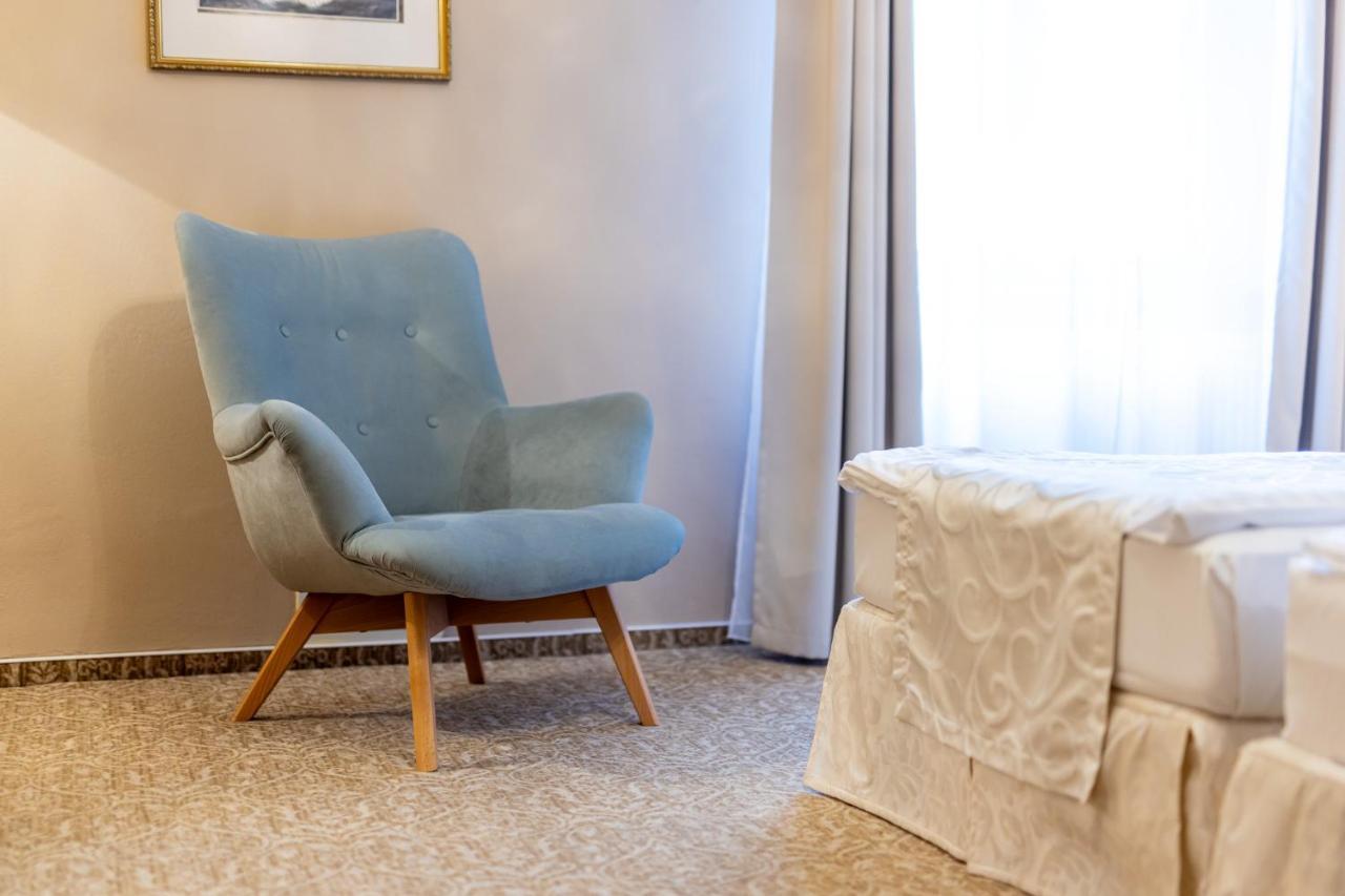 Grandhotel Zvon Τσέσκε Μπουντεγιόβιτσε Εξωτερικό φωτογραφία
