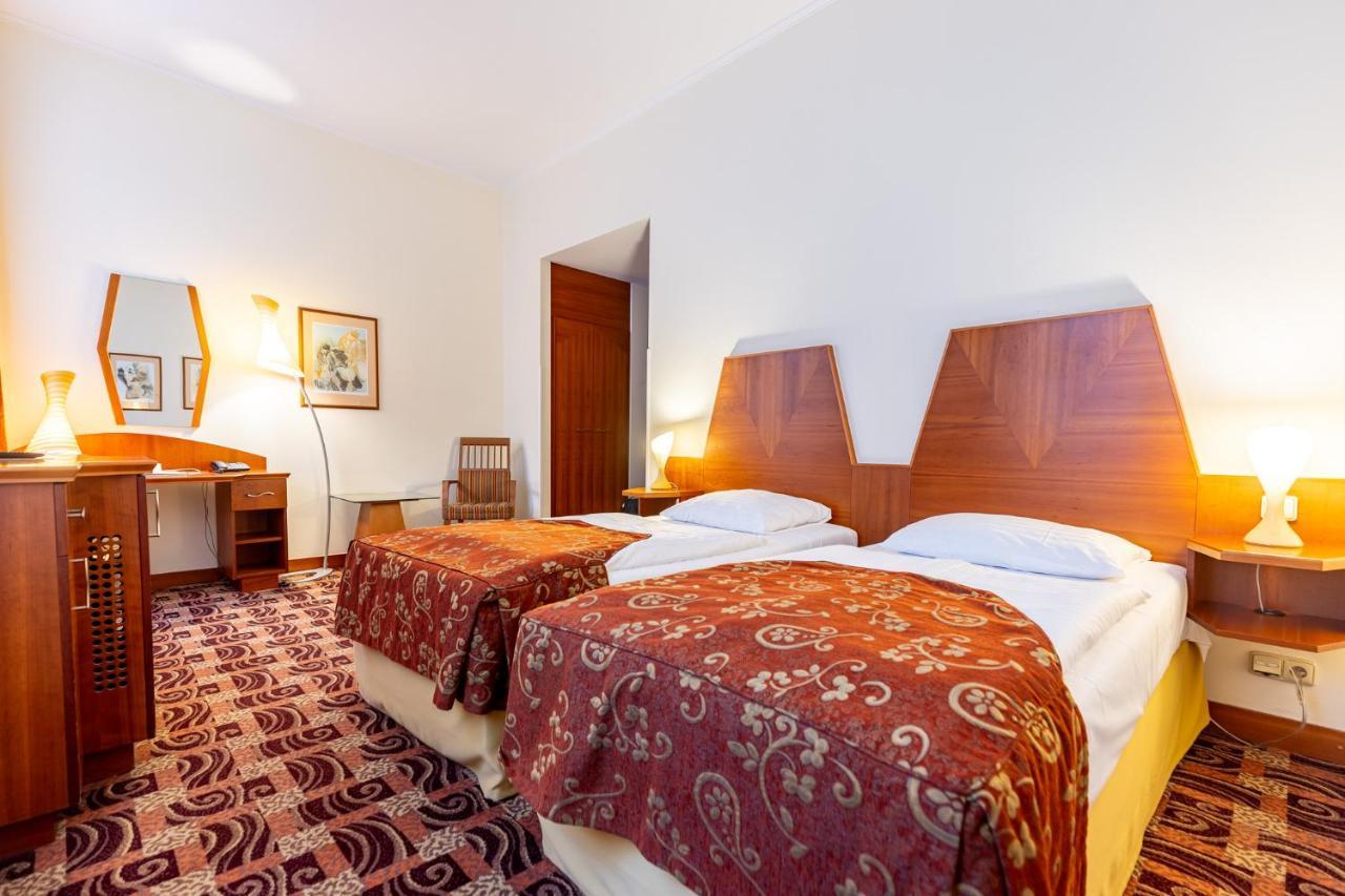 Grandhotel Zvon Τσέσκε Μπουντεγιόβιτσε Εξωτερικό φωτογραφία