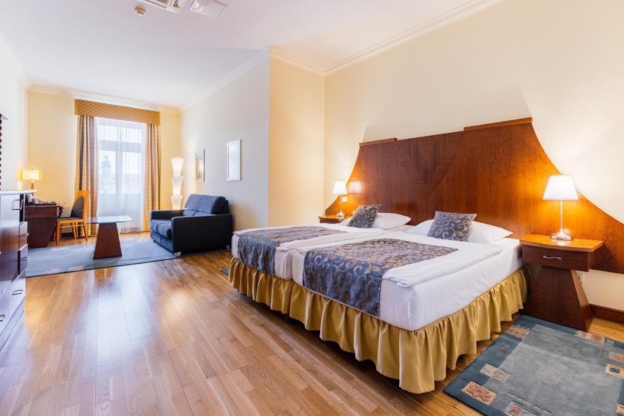 Grandhotel Zvon Τσέσκε Μπουντεγιόβιτσε Εξωτερικό φωτογραφία