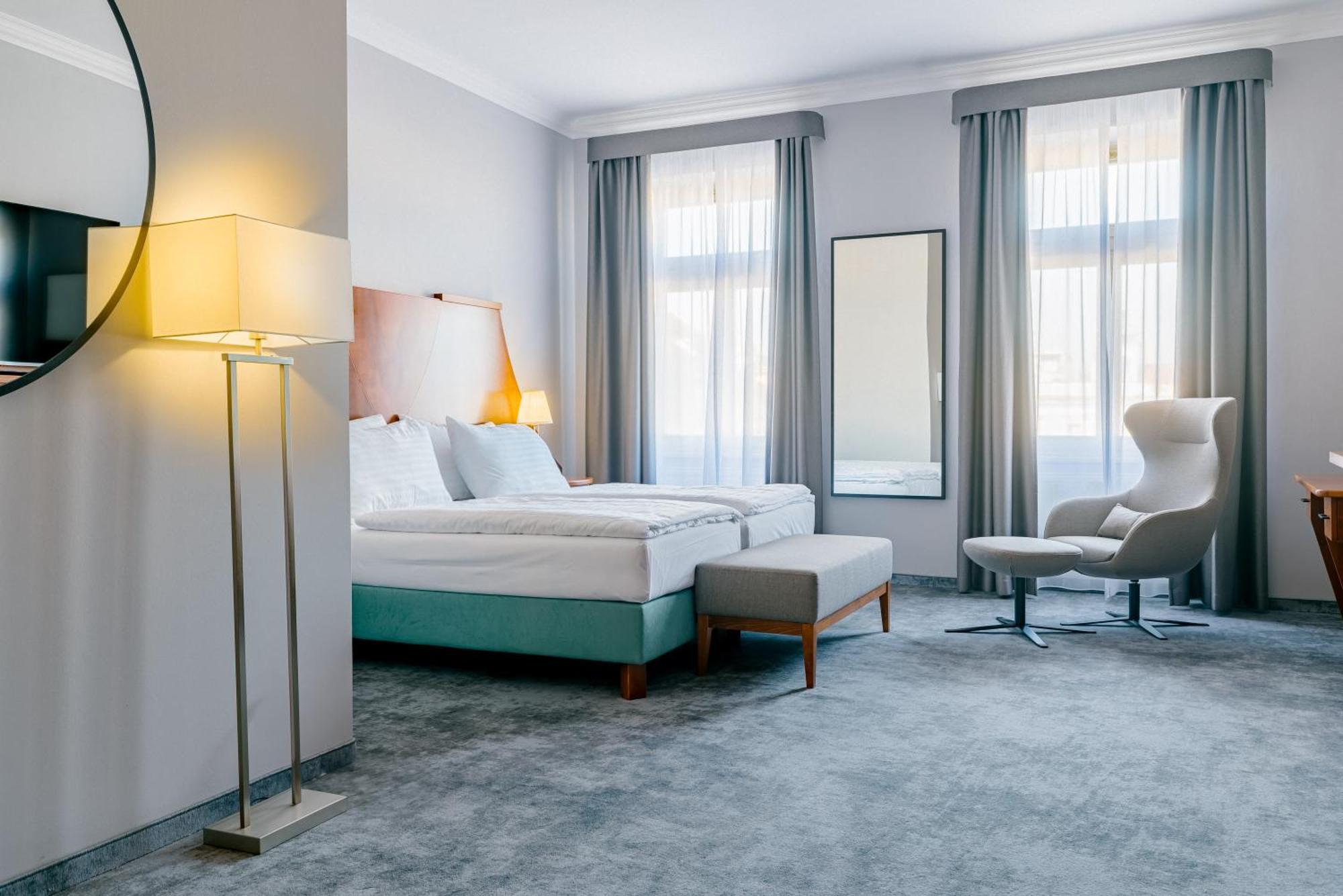 Grandhotel Zvon Τσέσκε Μπουντεγιόβιτσε Εξωτερικό φωτογραφία